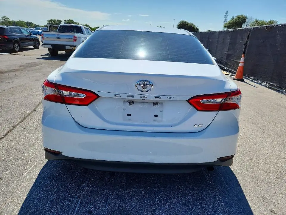 2018 TOYOTA CAMRY LE  