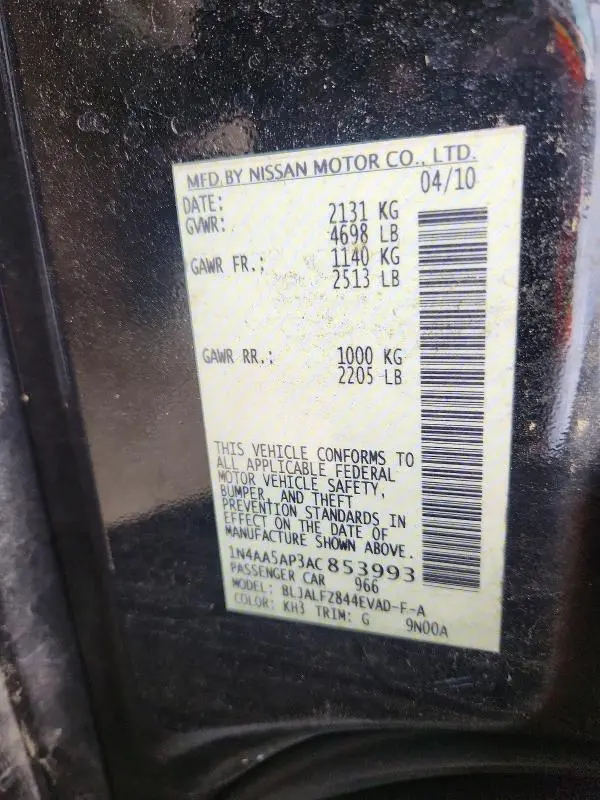 2010 NISSAN MAXIMA S  