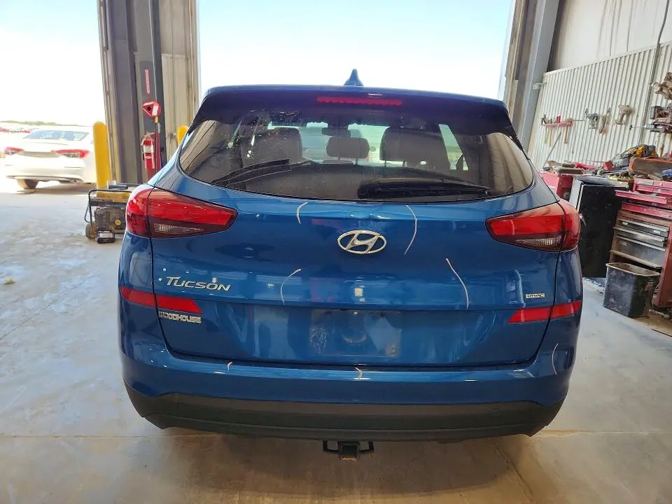 2020 HYUNDAI TUCSON SE  