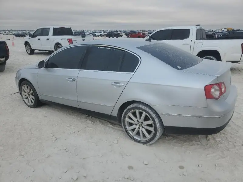 2010 VOLKSWAGEN PASSAT KOMFORT  