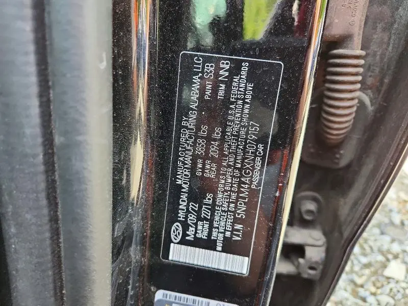 2022 HYUNDAI ELANTRA   