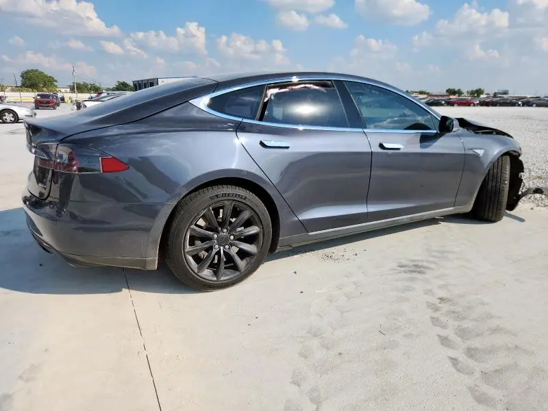 2015 TESLA MODEL S 70D  
