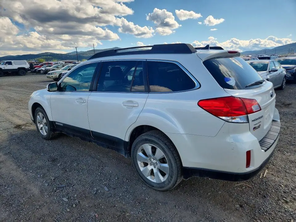 2011 SUBARU OUTBACK 3.6R LIMITED  