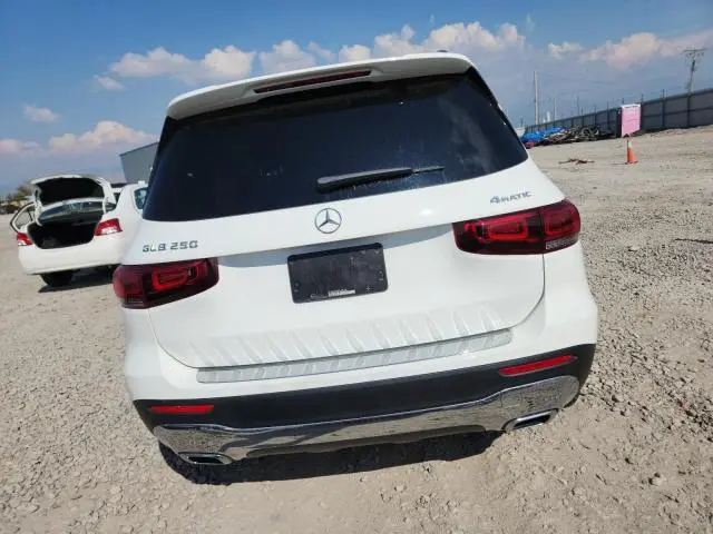 2023 MERCEDES-BENZ GLB 250 4MATIC  