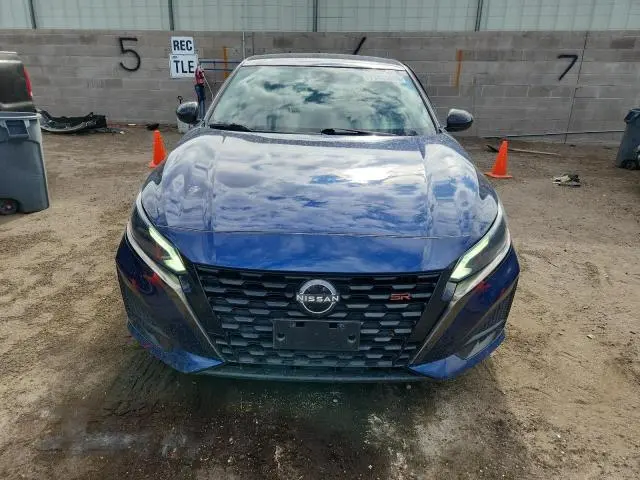 2023 NISSAN ALTIMA SR  