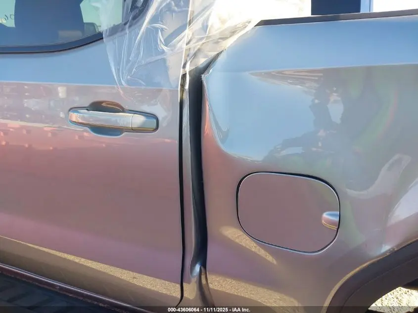 2024 GMC SIERRA 1500 4WD  SHORT BOX AT4