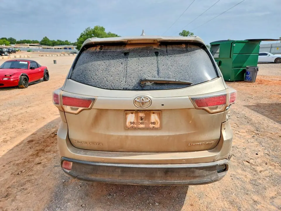 2016 TOYOTA HIGHLANDER LIMITED PLATINUM  
