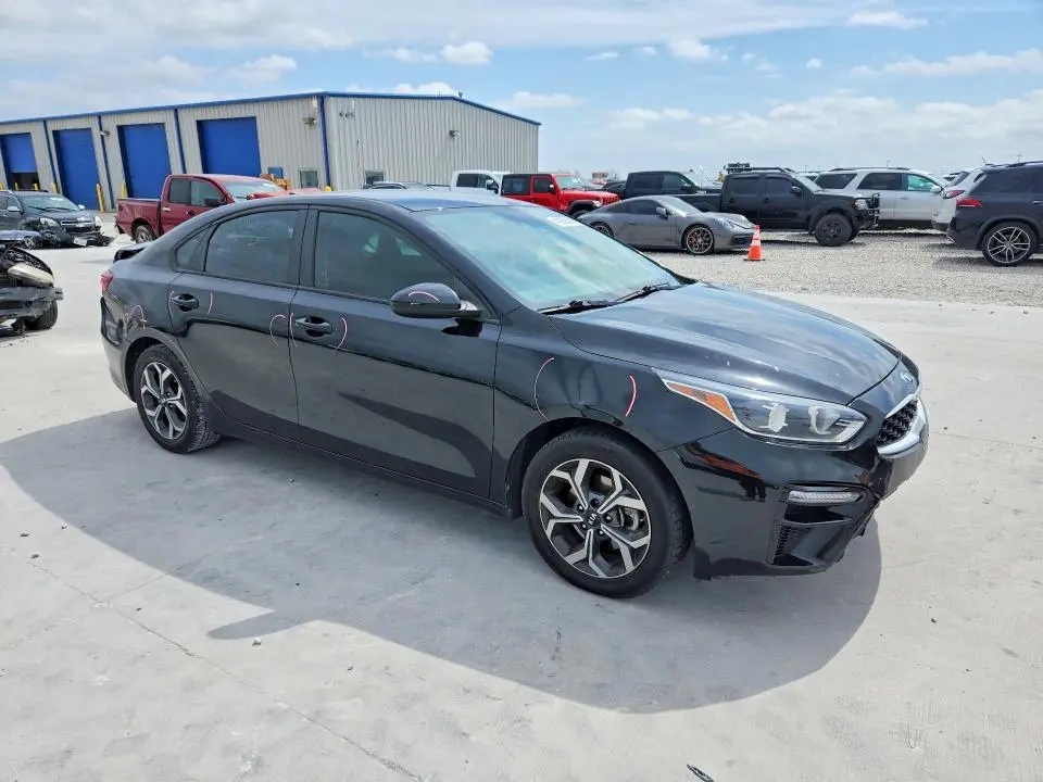 2020 KIA FORTE LXS  