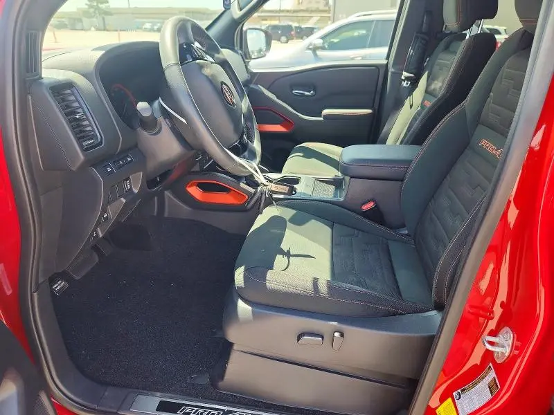 2023 NISSAN FRONTIER PRO-4X  