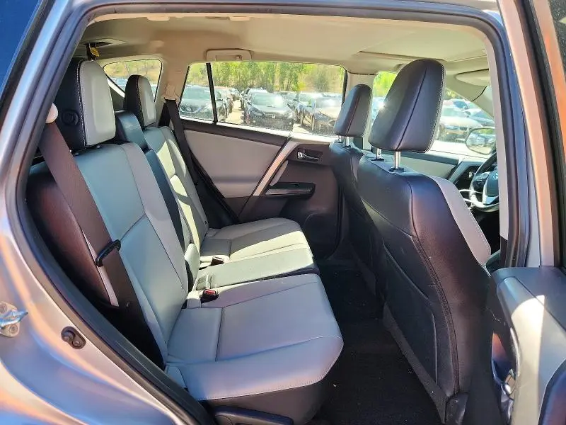 2017 TOYOTA RAV4 PLATINUM  