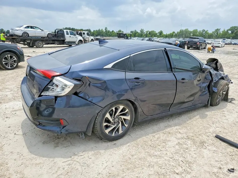 2017 HONDA CIVIC EX  