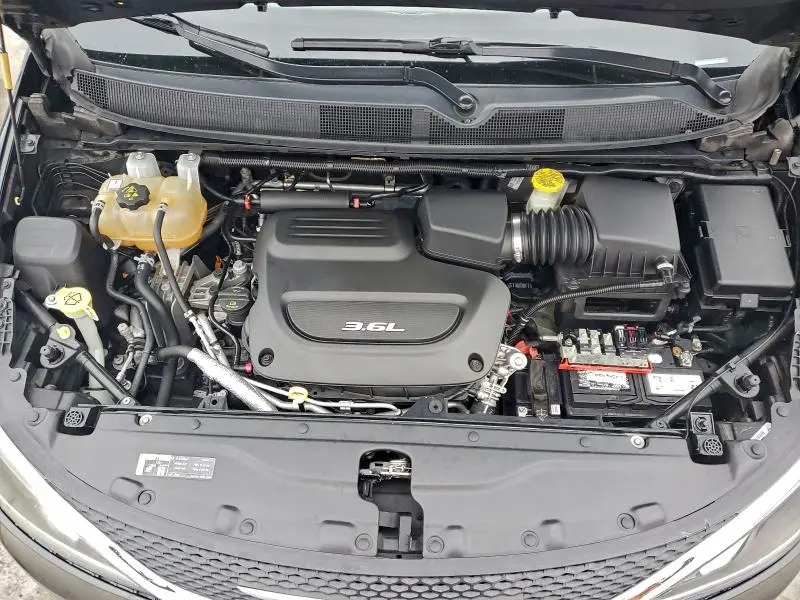 2017 CHRYSLER PACIFICA TOURING L  