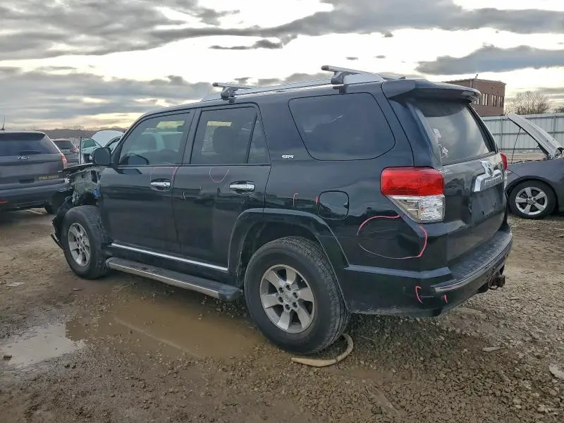 2011 TOYOTA 4RUNNER SR5  