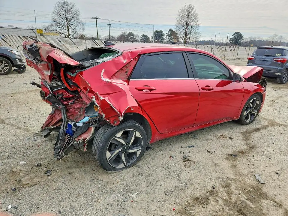 2021 HYUNDAI ELANTRA SEL  