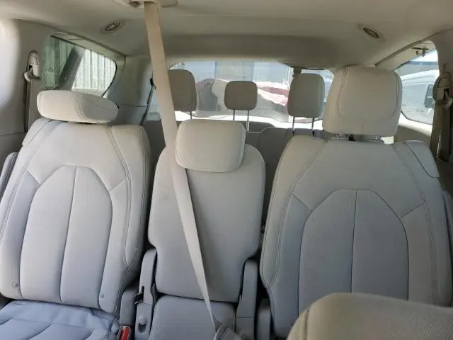 2017 CHRYSLER PACIFICA LX  