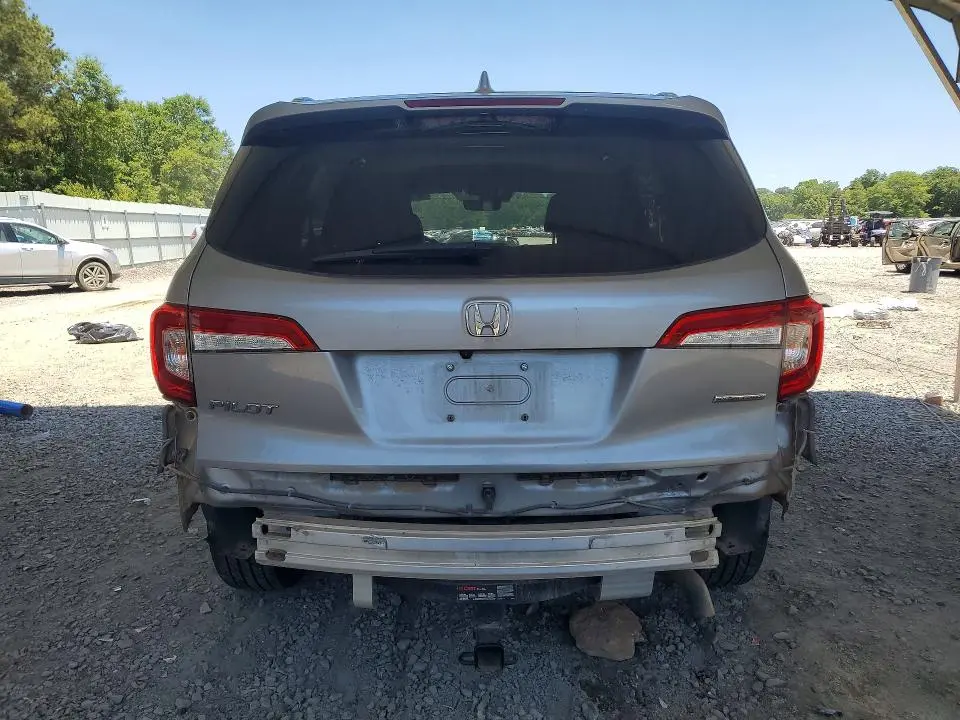 2022 HONDA PILOT SE  