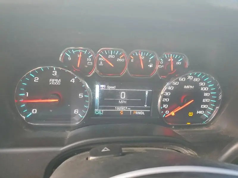 2017 CHEVROLET SUBURBAN C1500 LS  