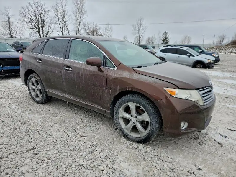 2010 TOYOTA VENZA   