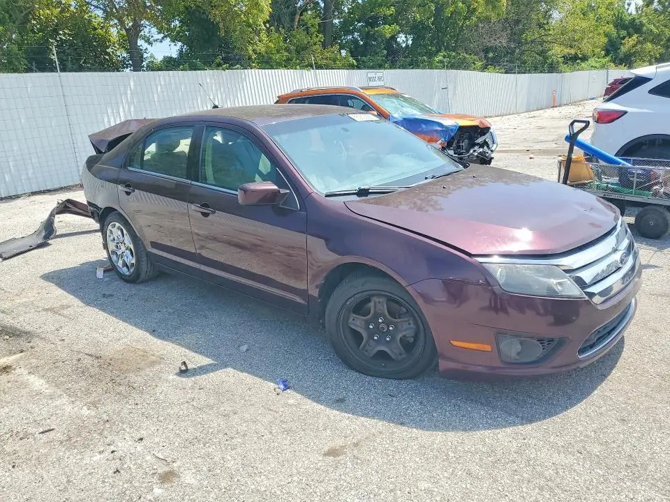 2011 FORD FUSION SE  