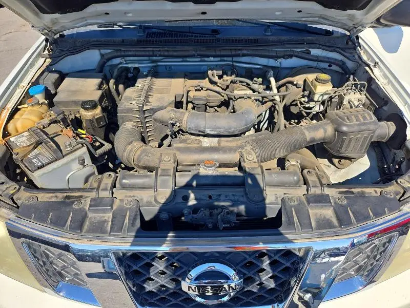 2015 NISSAN FRONTIER S  