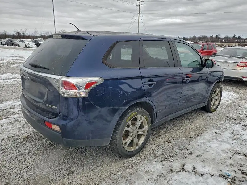 2014 MITSUBISHI OUTLANDER SE  
