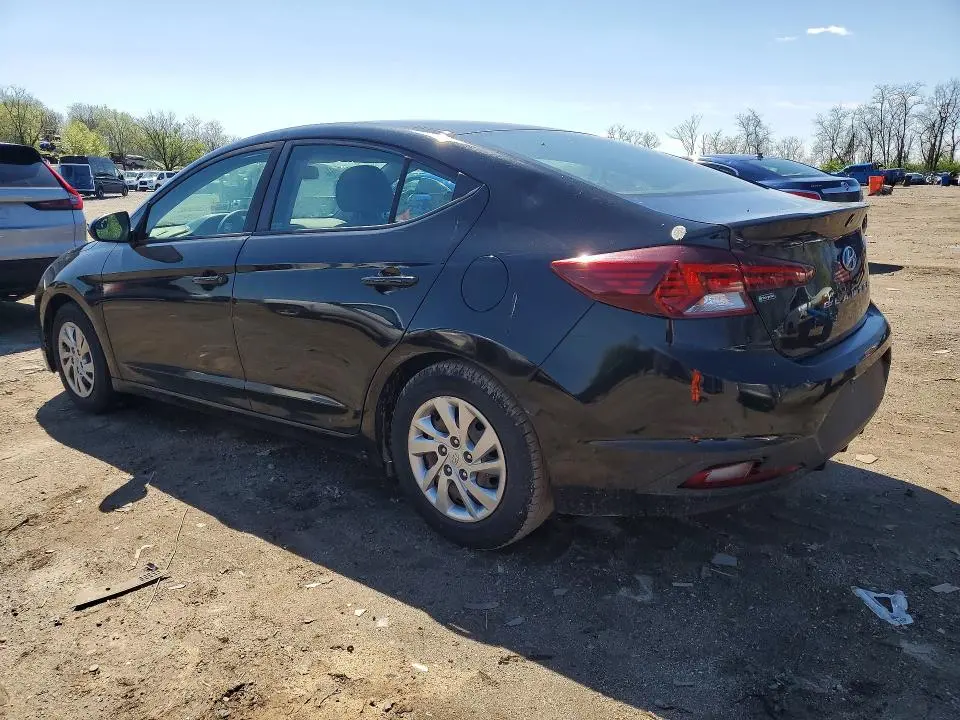 2019 HYUNDAI ELANTRA SE  