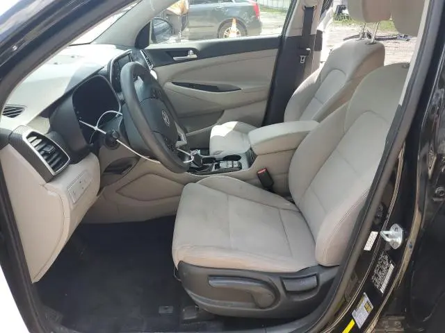 2020 HYUNDAI TUCSON SE  