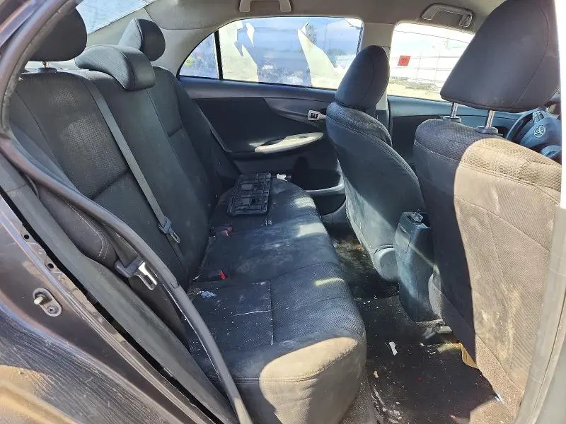 2013 TOYOTA COROLLA S  
