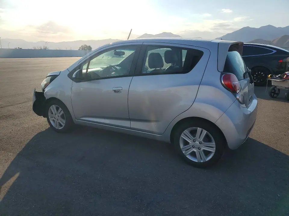 2015 CHEVROLET SPARK 1LT  