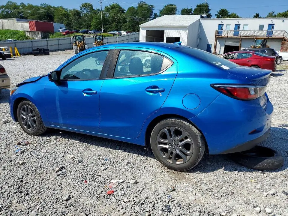 2019 TOYOTA YARIS LE  