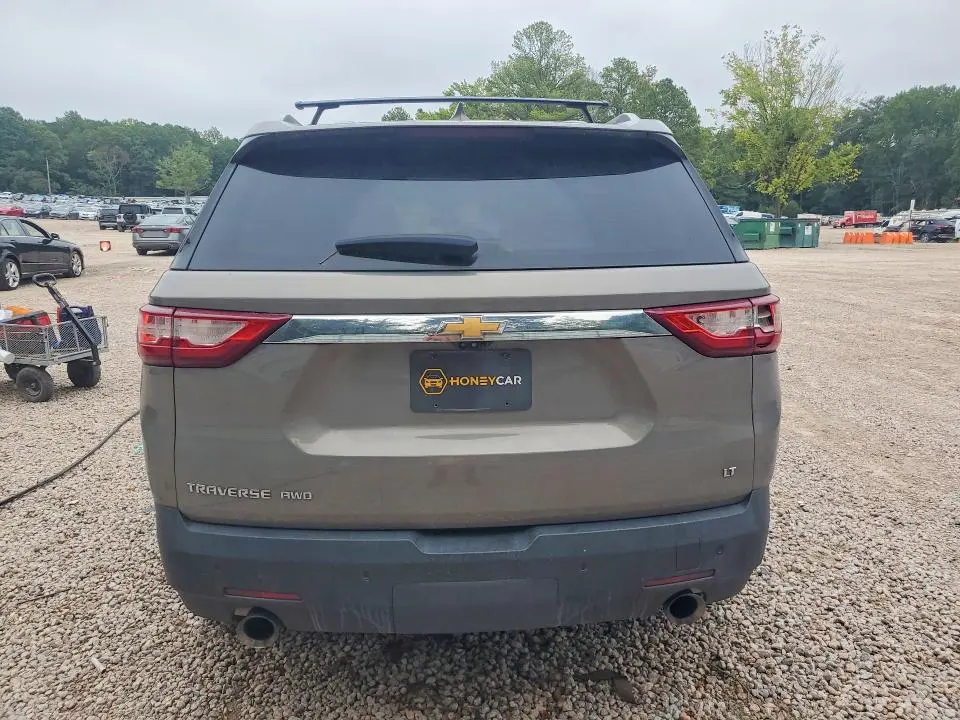 2018 CHEVROLET TRAVERSE LT  