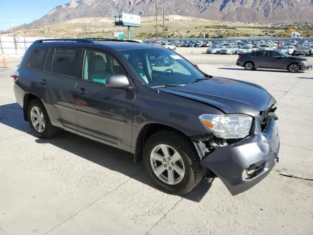 2010 TOYOTA HIGHLANDER   