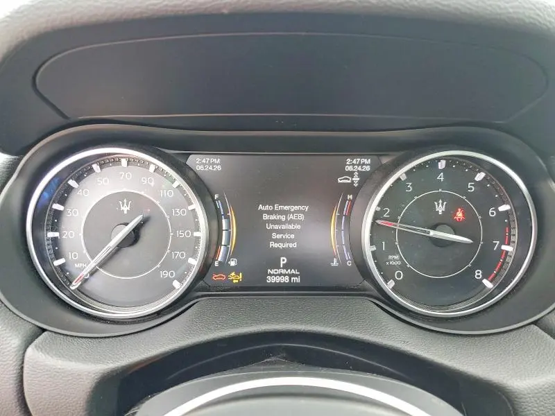2022 MASERATI LEVANTE BASE  