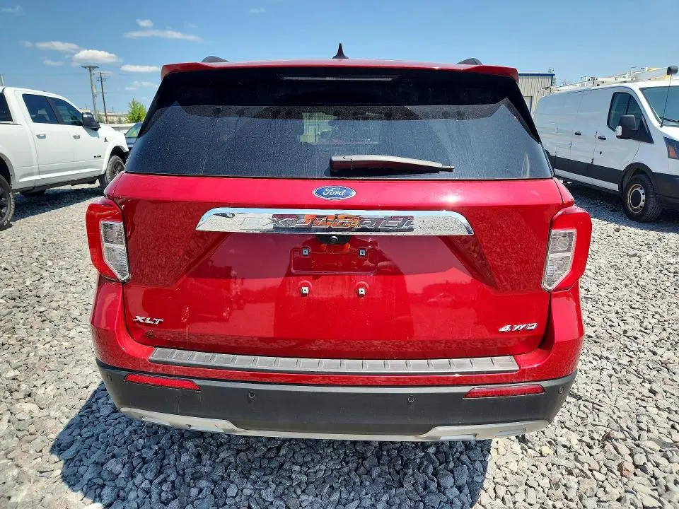 2023 FORD EXPLORER XLT  