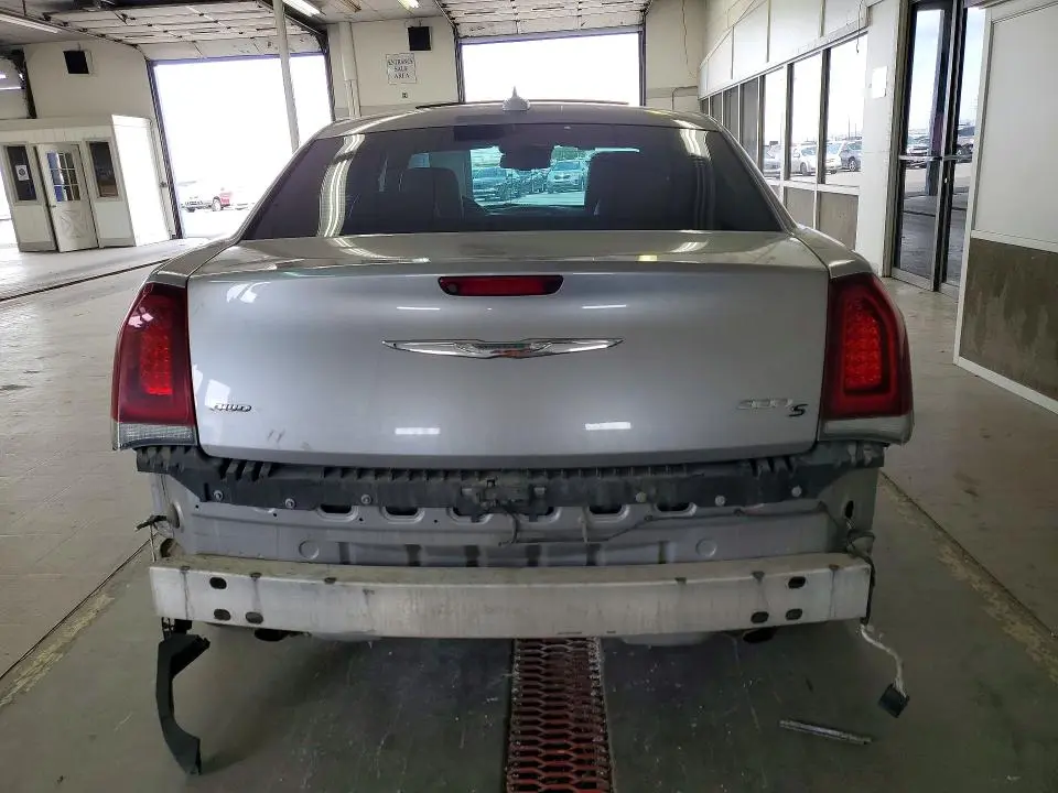 2018 CHRYSLER 300 S  