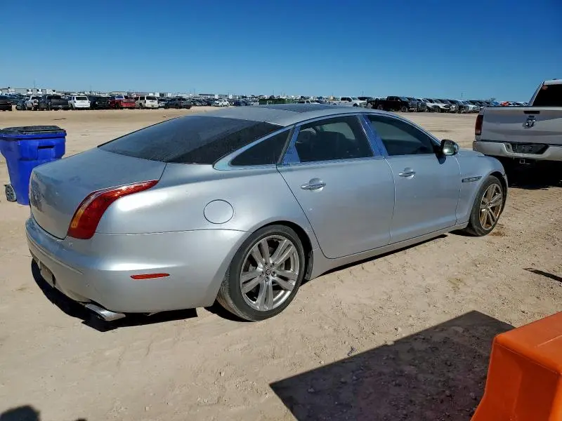 2012 JAGUAR XJL   