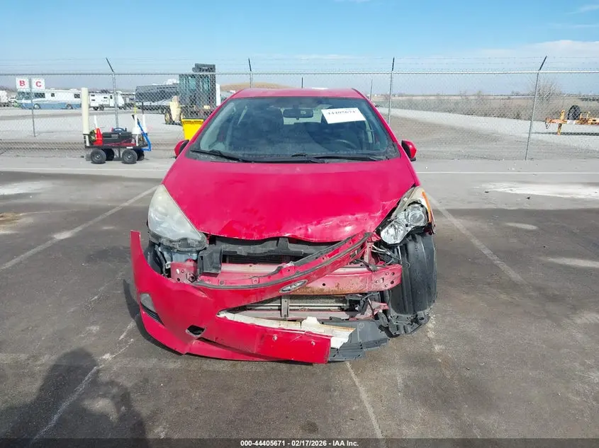 2013 TOYOTA PRIUS C THREE