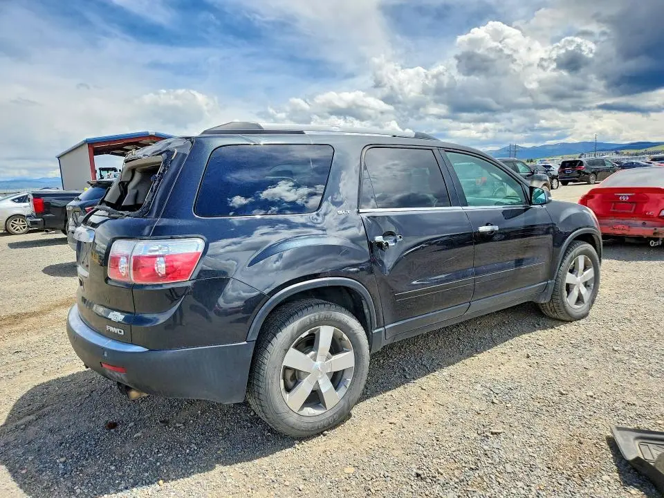 2011 GMC ACADIA SLT-2  