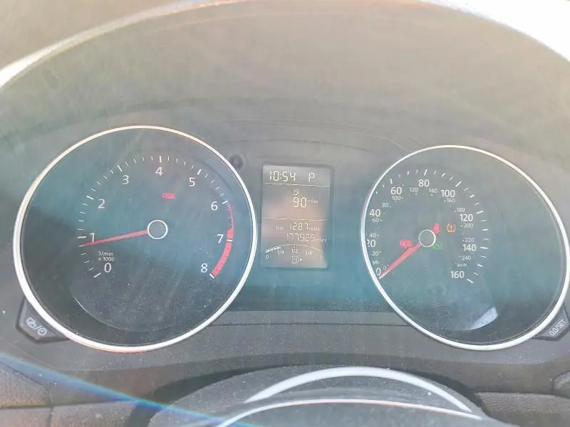 2015 VOLKSWAGEN JETTA BASE  