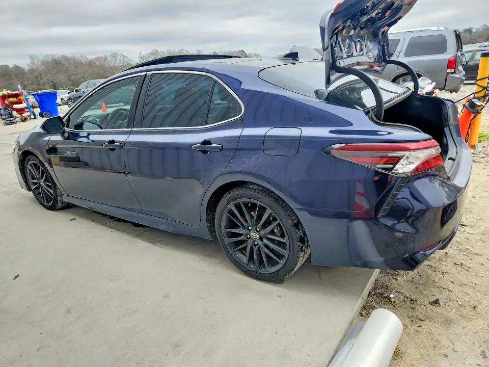 2021 TOYOTA CAMRY XSE  