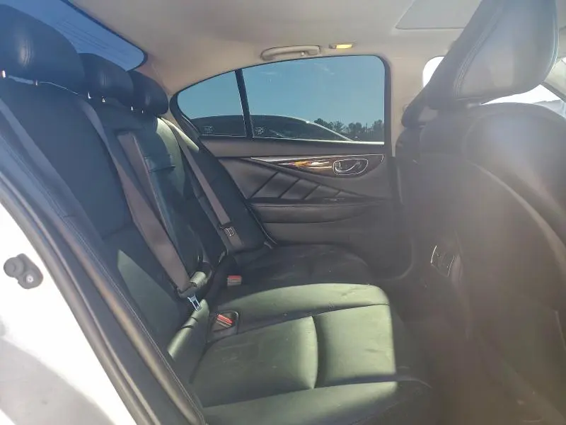 2019 INFINITI Q50 LUXE  