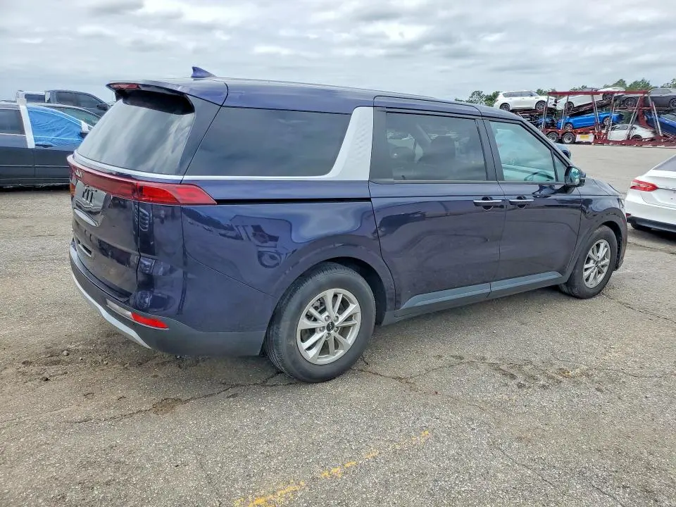 2022 KIA CARNIVAL LX  