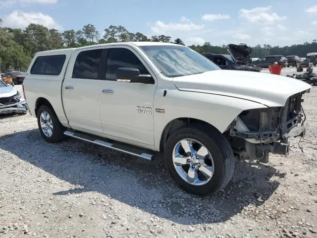2016 RAM 1500 SLT  