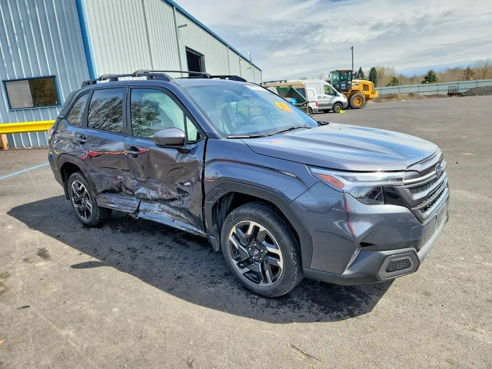 2025 SUBARU FORESTER LIMITED  