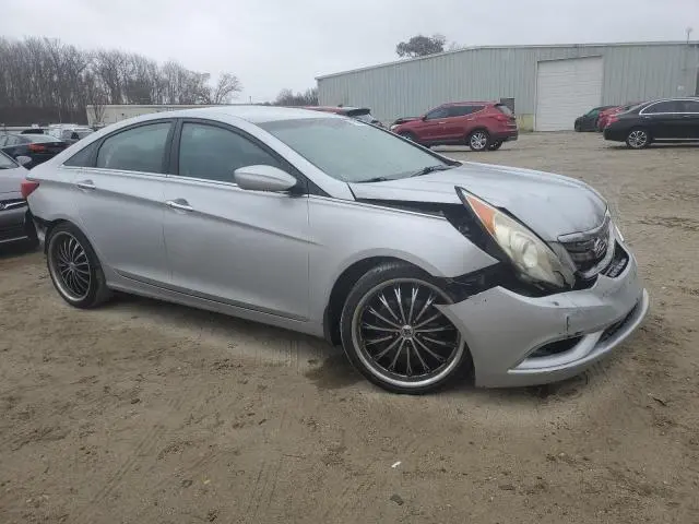 2011 HYUNDAI SONATA SE
