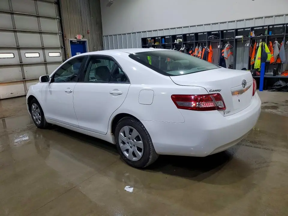 2010 TOYOTA CAMRY BASE  
