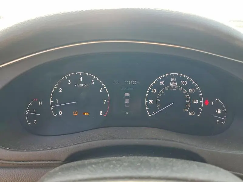 2012 HYUNDAI GENESIS 3.8L  