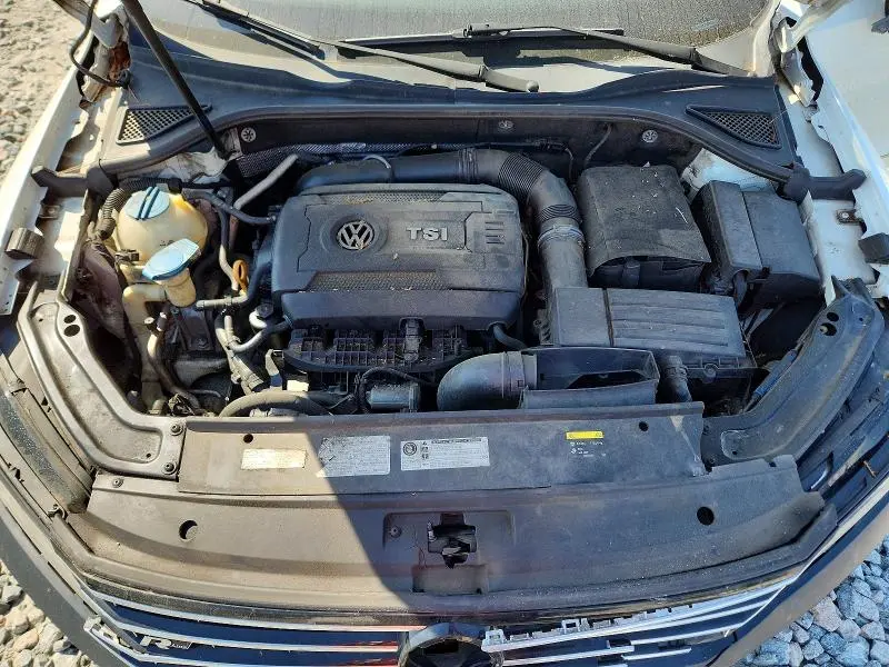 2017 VOLKSWAGEN PASSAT R-LINE  