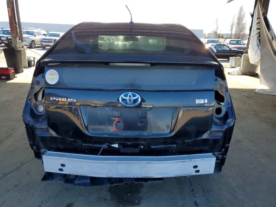 2010 TOYOTA PRIUS IV  