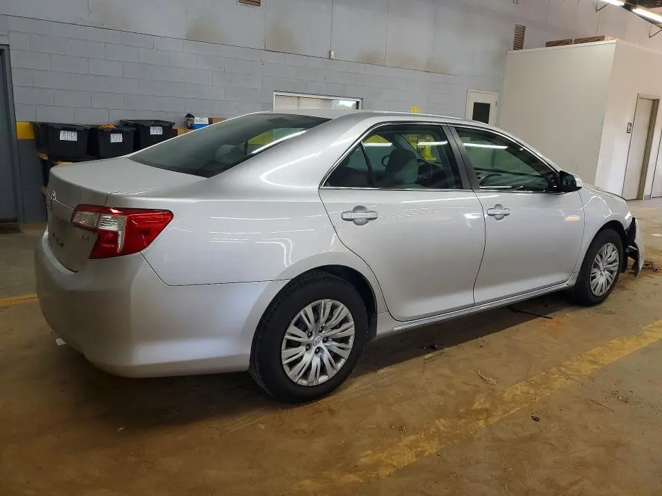 2012 TOYOTA CAMRY LE  